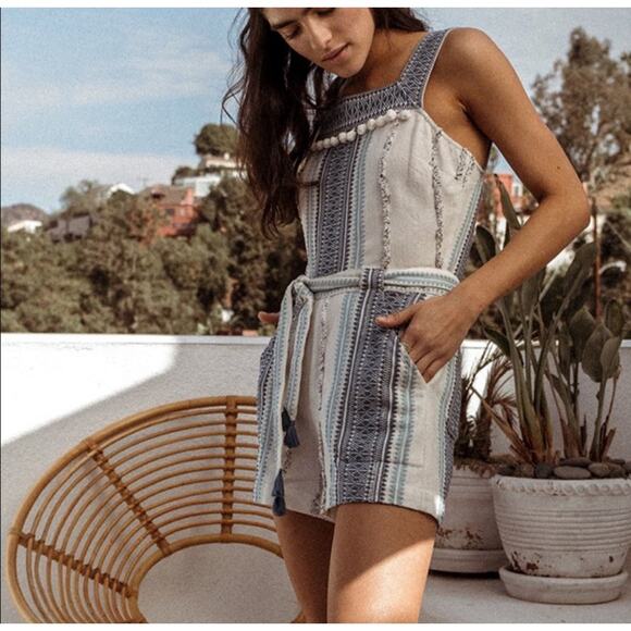 Saylor Boho Coastal Mazzy Tassel Woven Embroidered Sleeveless Romper Size S - Picture 2 of 13